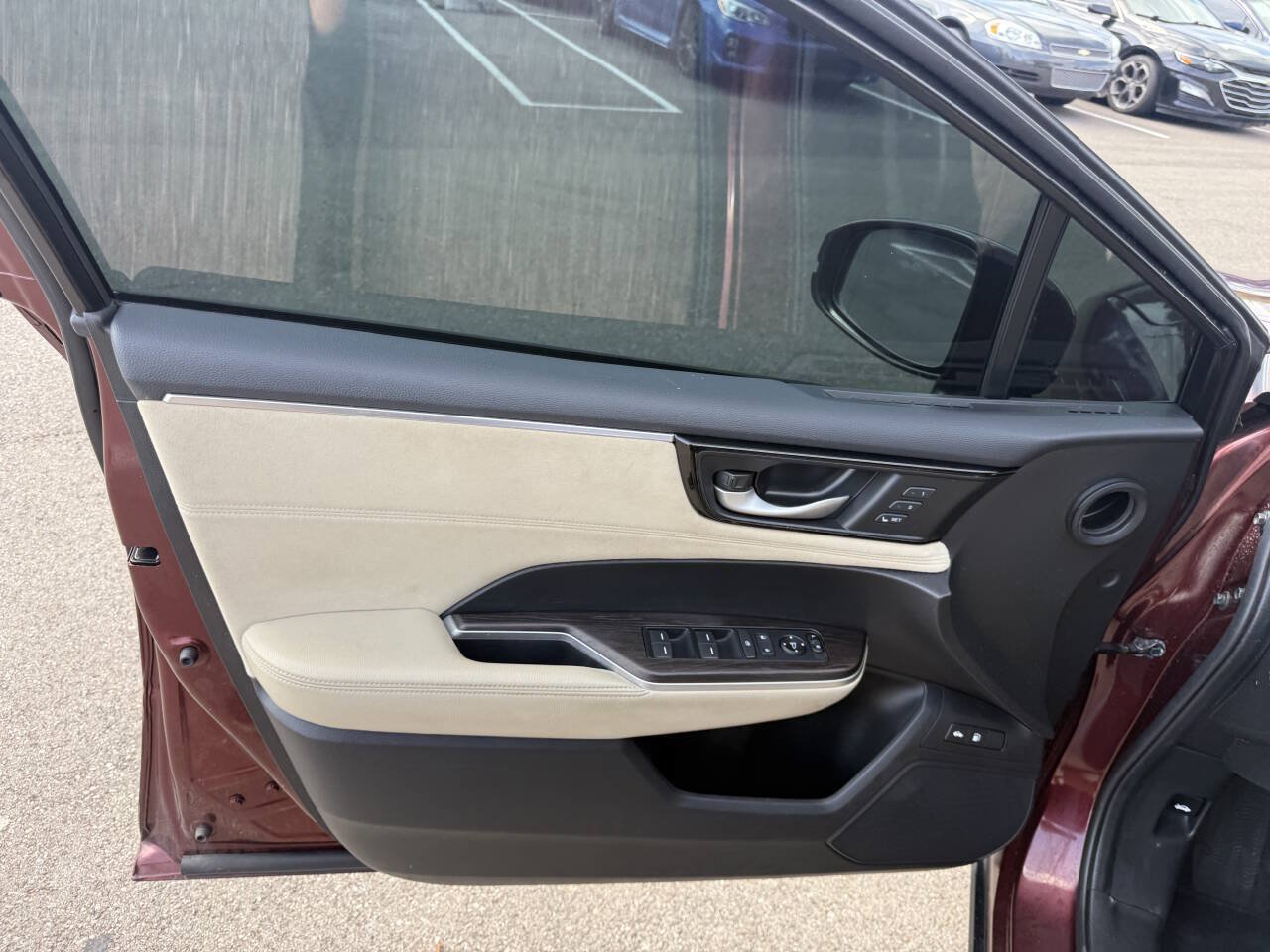 Used 2018 Honda Clarity Touring image 17