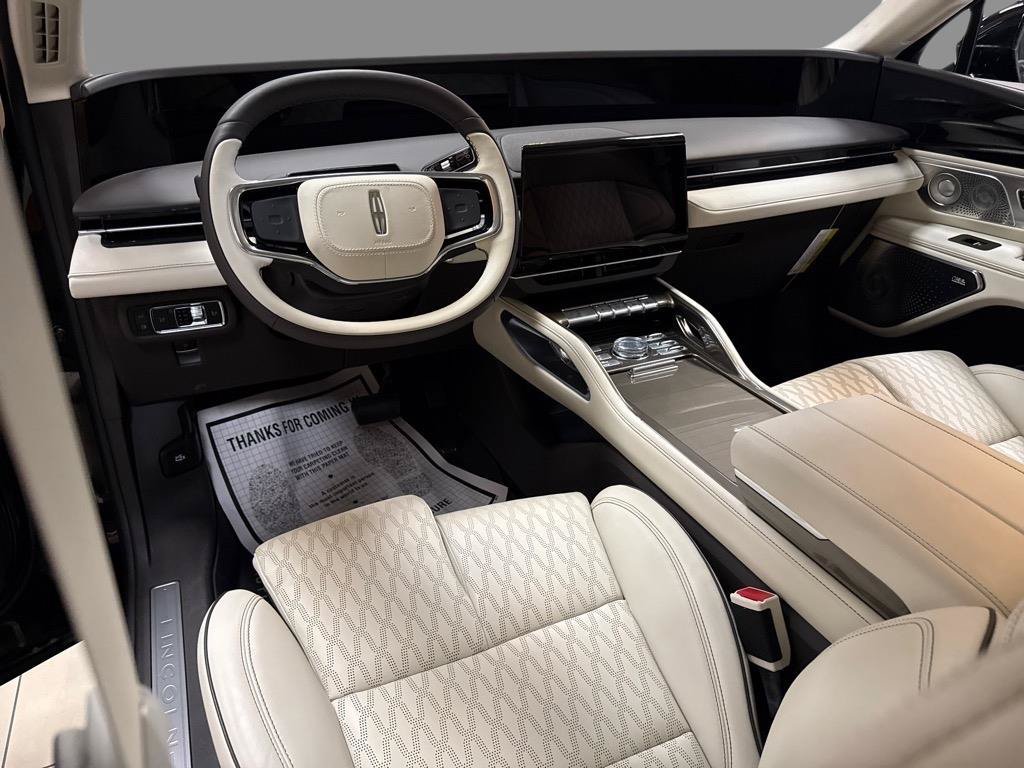 New 2025 Lincoln Nautilus Black Label AWD/4WD image 8