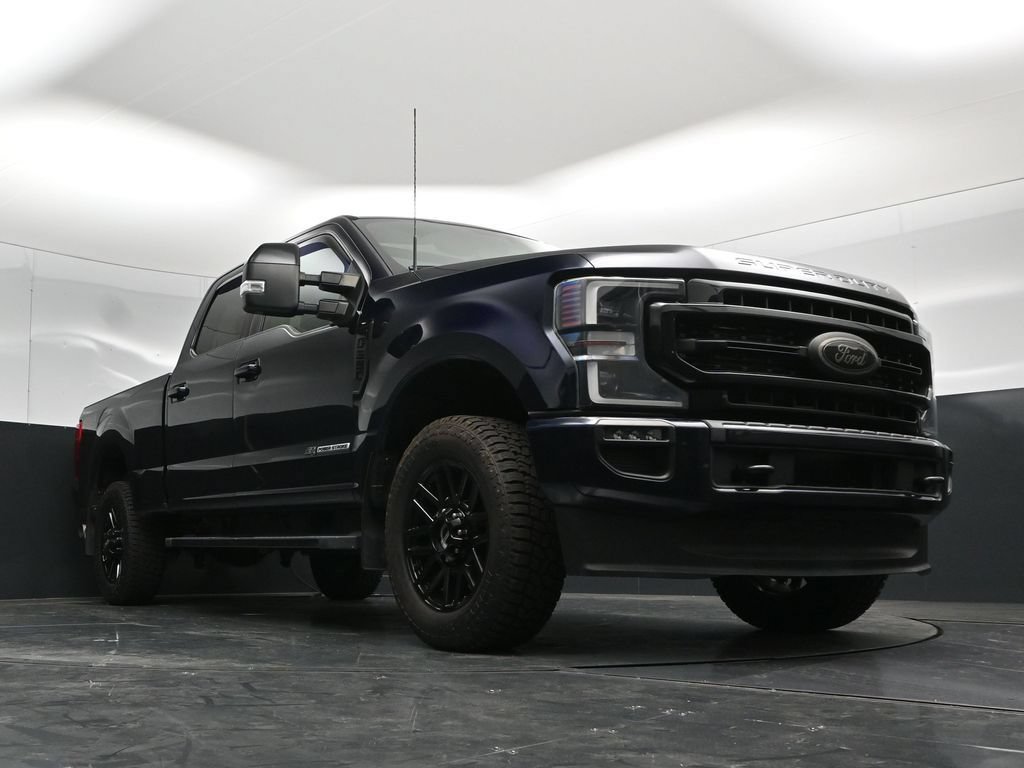 Used 2022 Ford F250 Lariat w/ Black Appearance Package AWD/4WD image 58