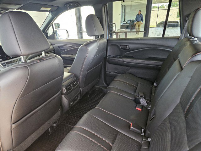 Used 2024 Honda Passport TrailSport image 9