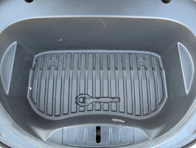 Used 2023 Tesla Model 3 Standard Range RWD image 18