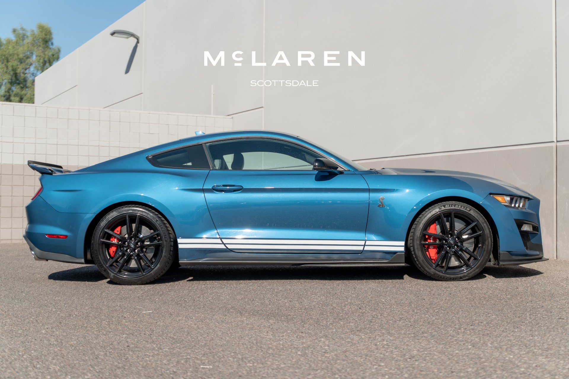 Used 2020 Ford Mustang Shelby GT500 w/ Technology Package RWD image 8