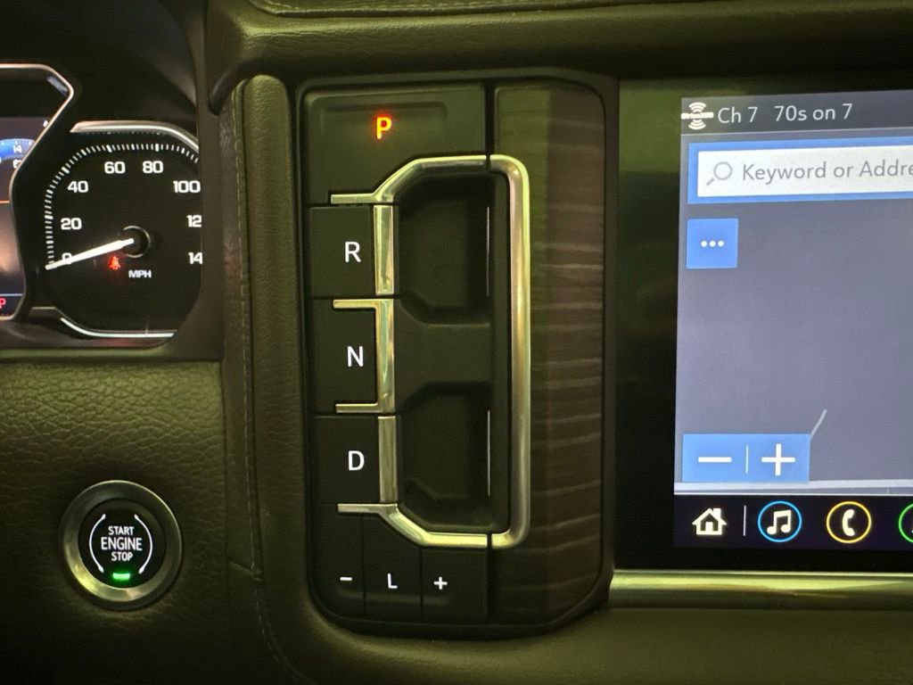 Used 2021 GMC Yukon Denali w/ Denali Premium Package image 27