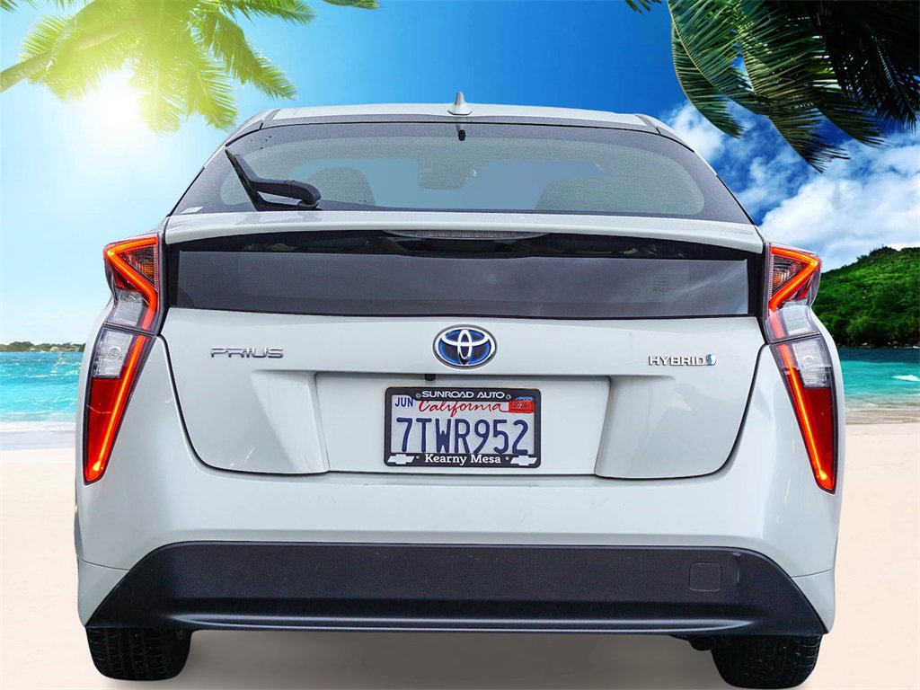 Used 2016 Toyota Prius Three image 5