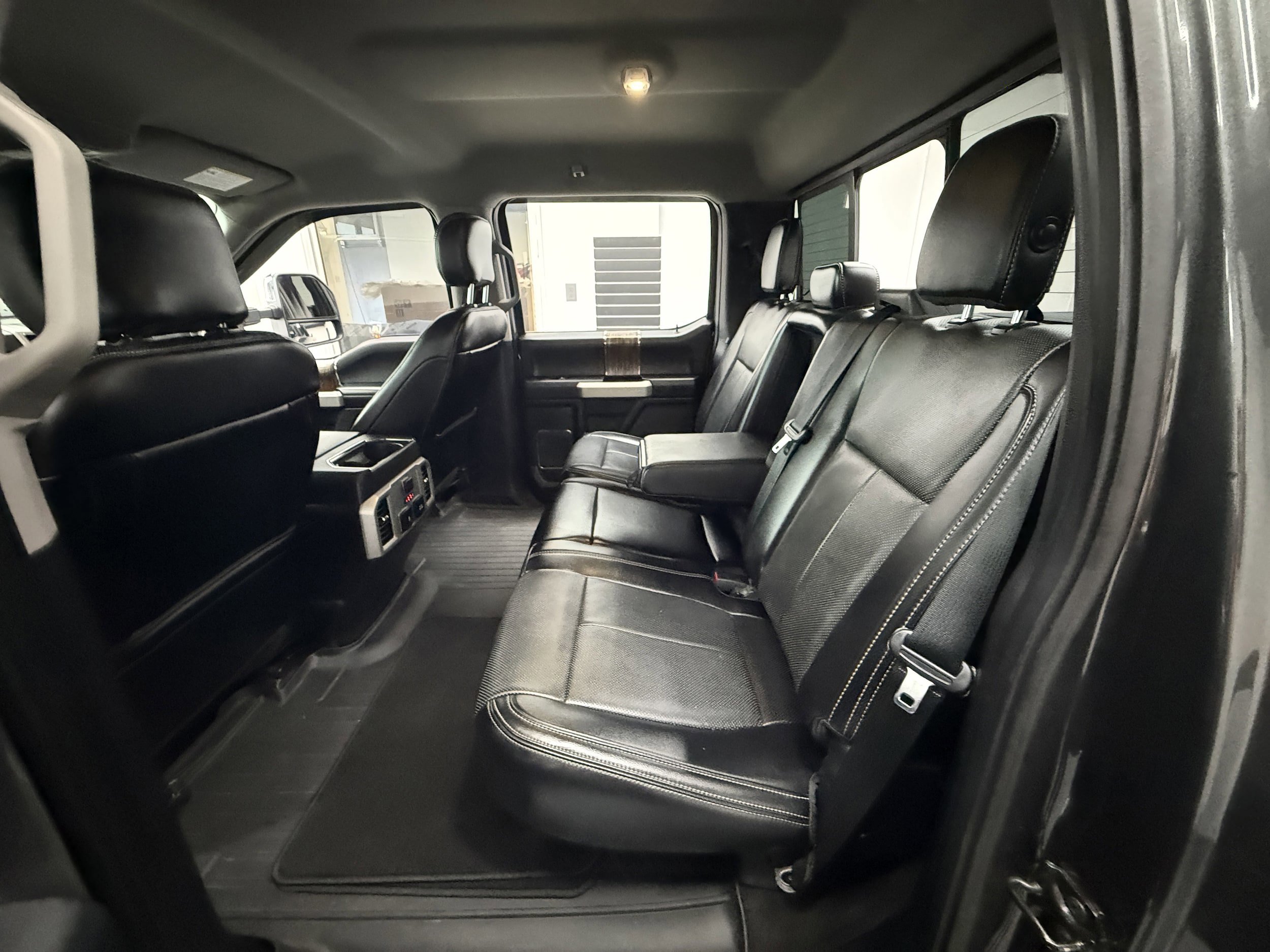 Used 2018 Ford F150 Lariat w/ Equipment Group 502A Luxury AWD/4WD image 20