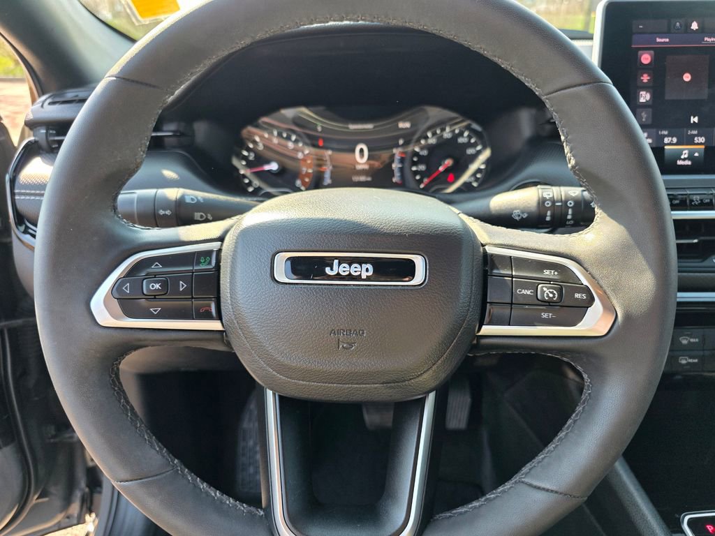 Used 2023 Jeep Compass Altitude image 16