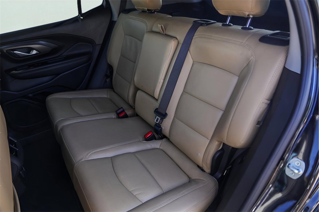 Used 2023 GMC Terrain SLE w/ Driver Convenience Package image 26