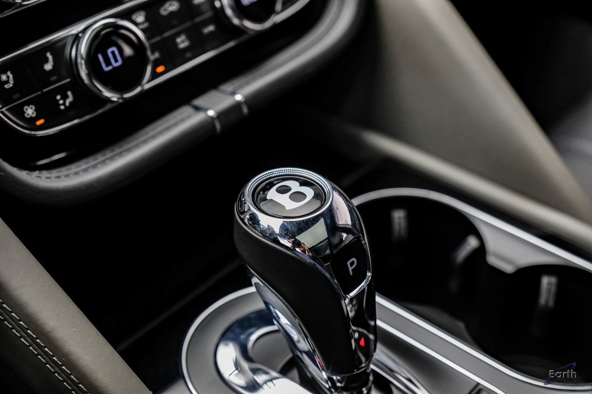 Used 2022 Bentley Bentayga AWD/4WD image 58