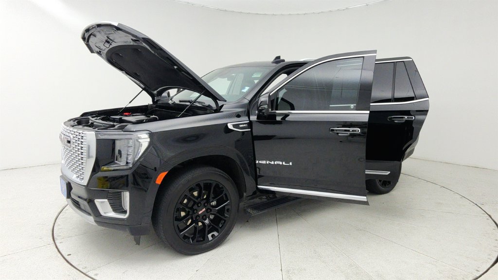 Used 2023 GMC Yukon Denali AWD/4WD image 10