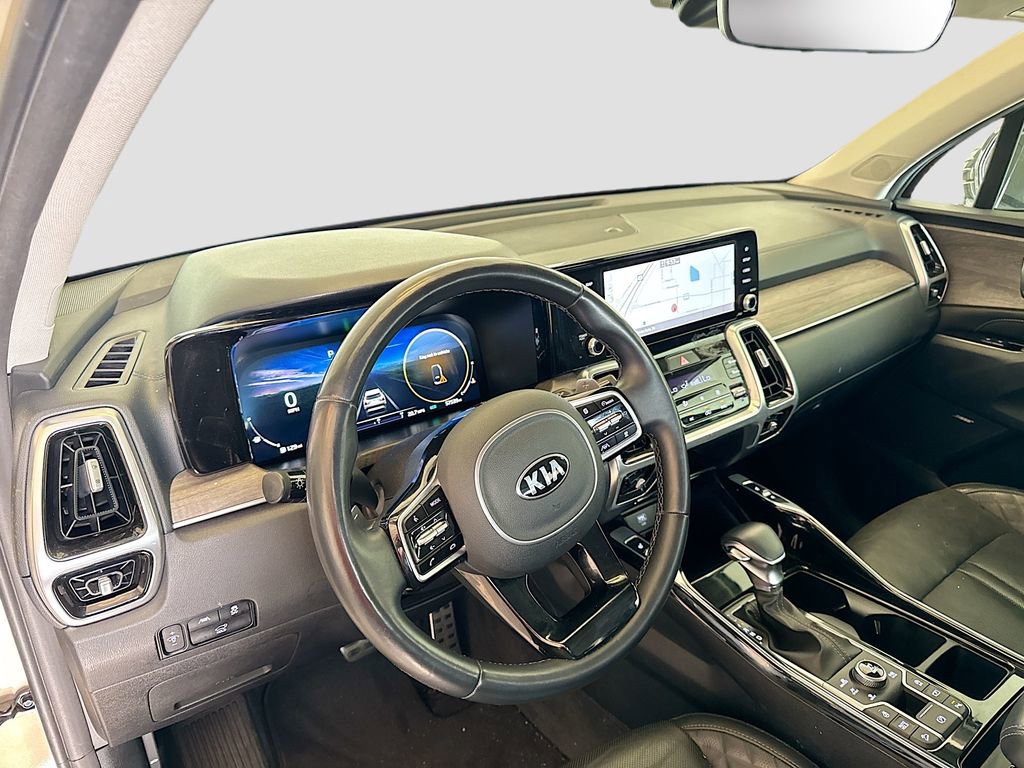 Used 2021 Kia Sorento SX Prestige AWD/4WD image 11