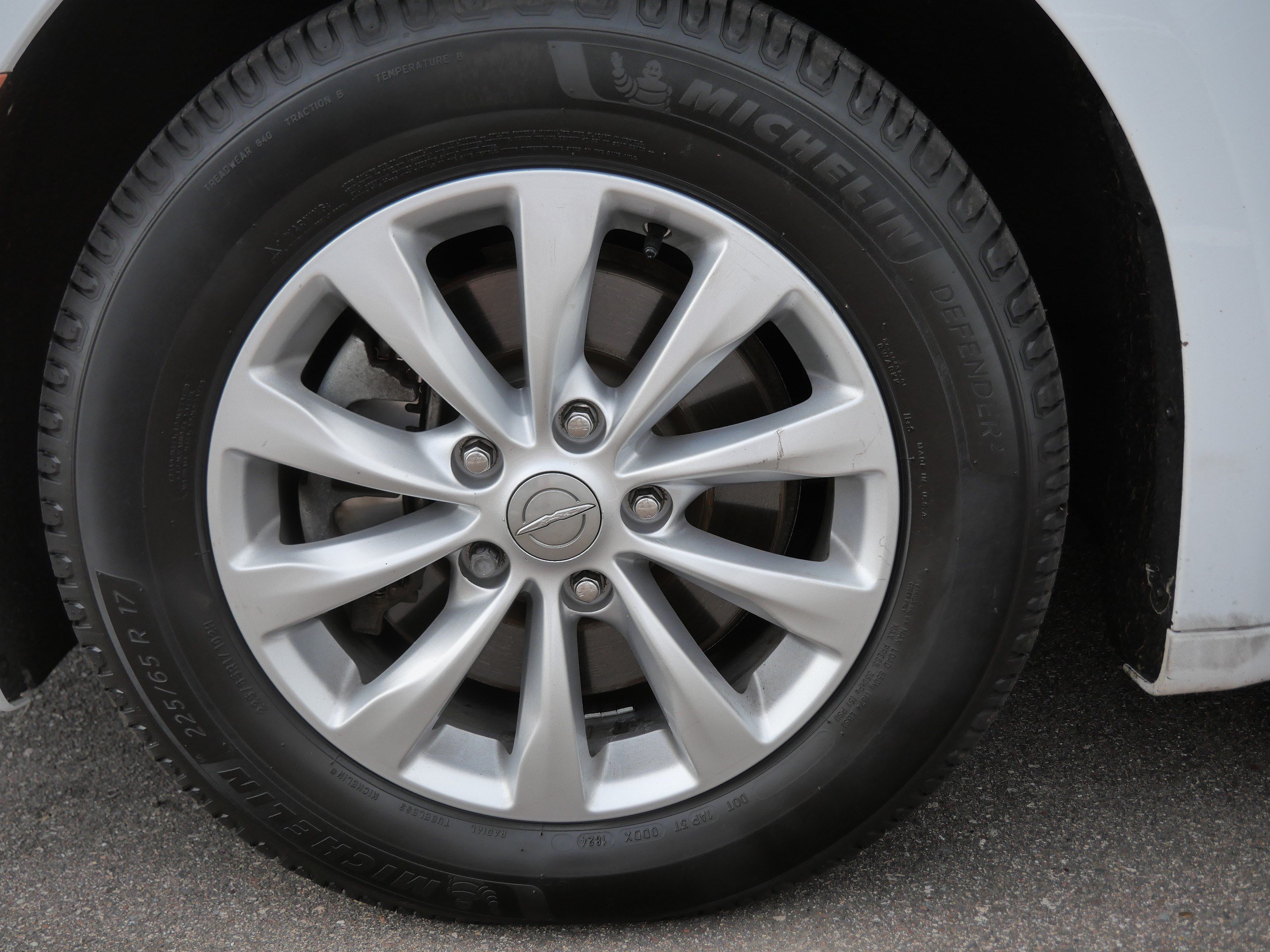 Used 2018 Chrysler Pacifica Touring-L Plus FWD image 15