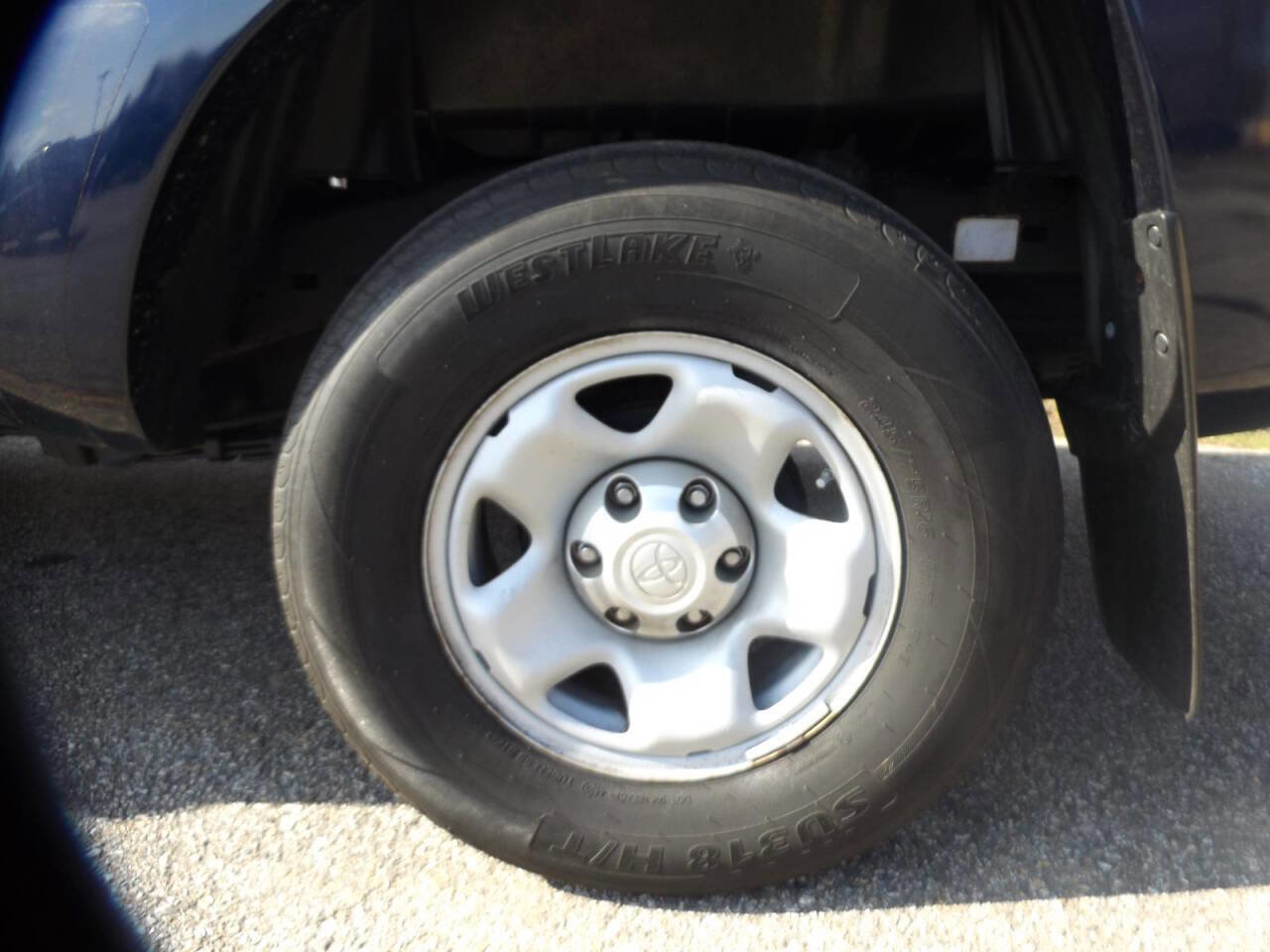 Used 2013 Toyota Tacoma 4x4 Access Cab V6 w/ SR5 Pkg image 21