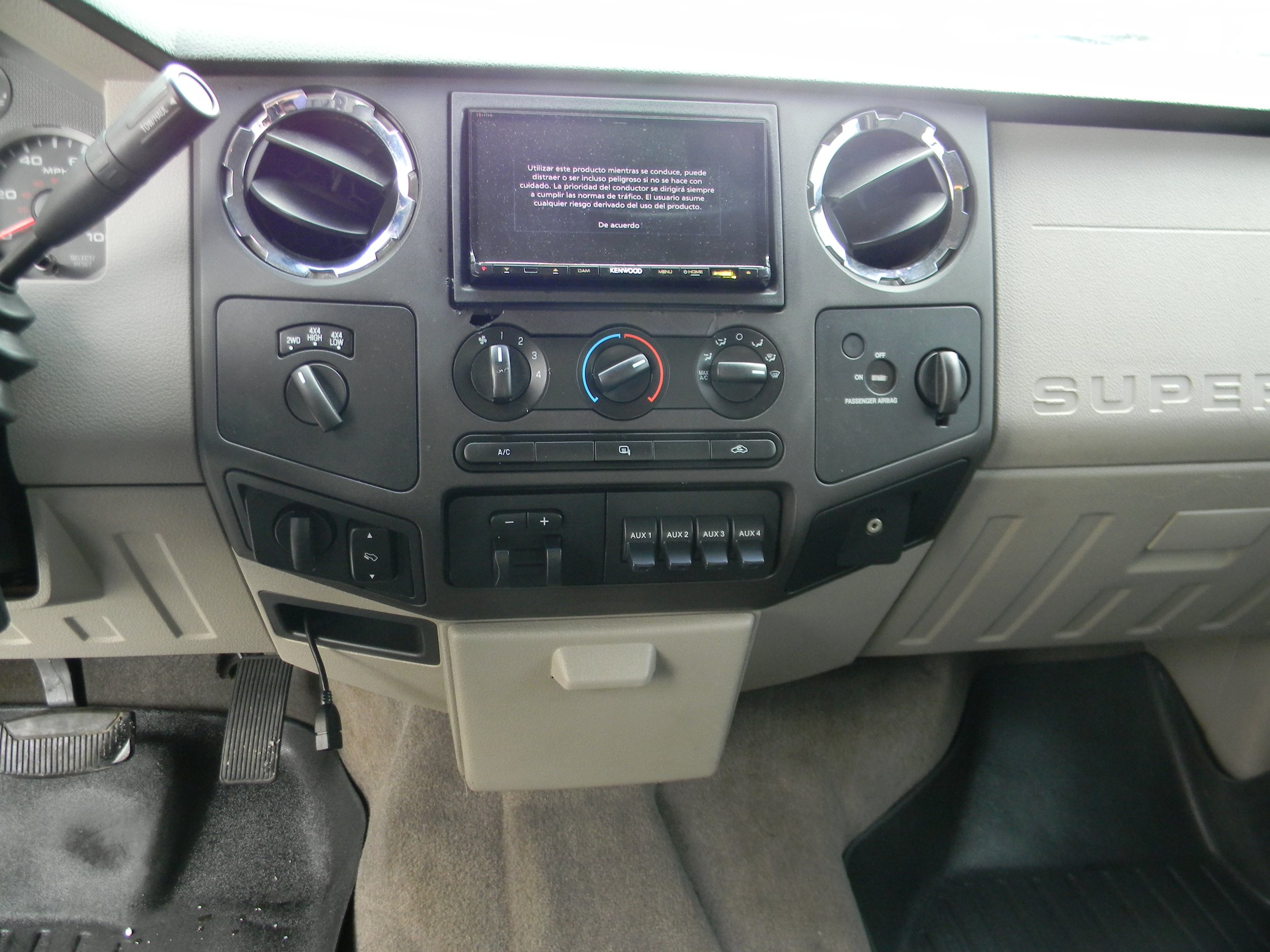 Used 2010 Ford F250 XLT AWD/4WD image 8