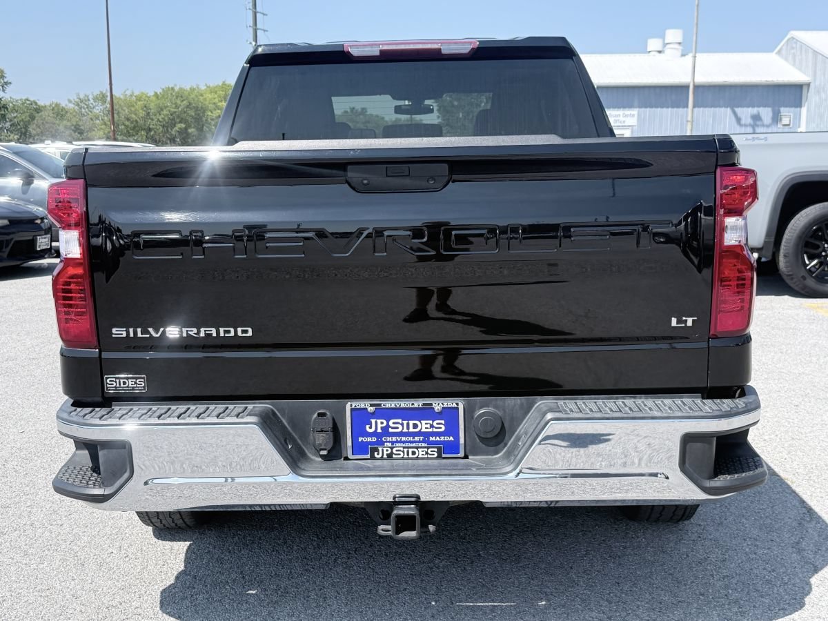 Used 2022 Chevrolet Silverado 1500 LT w/ Bed Protection Package RWD image 6