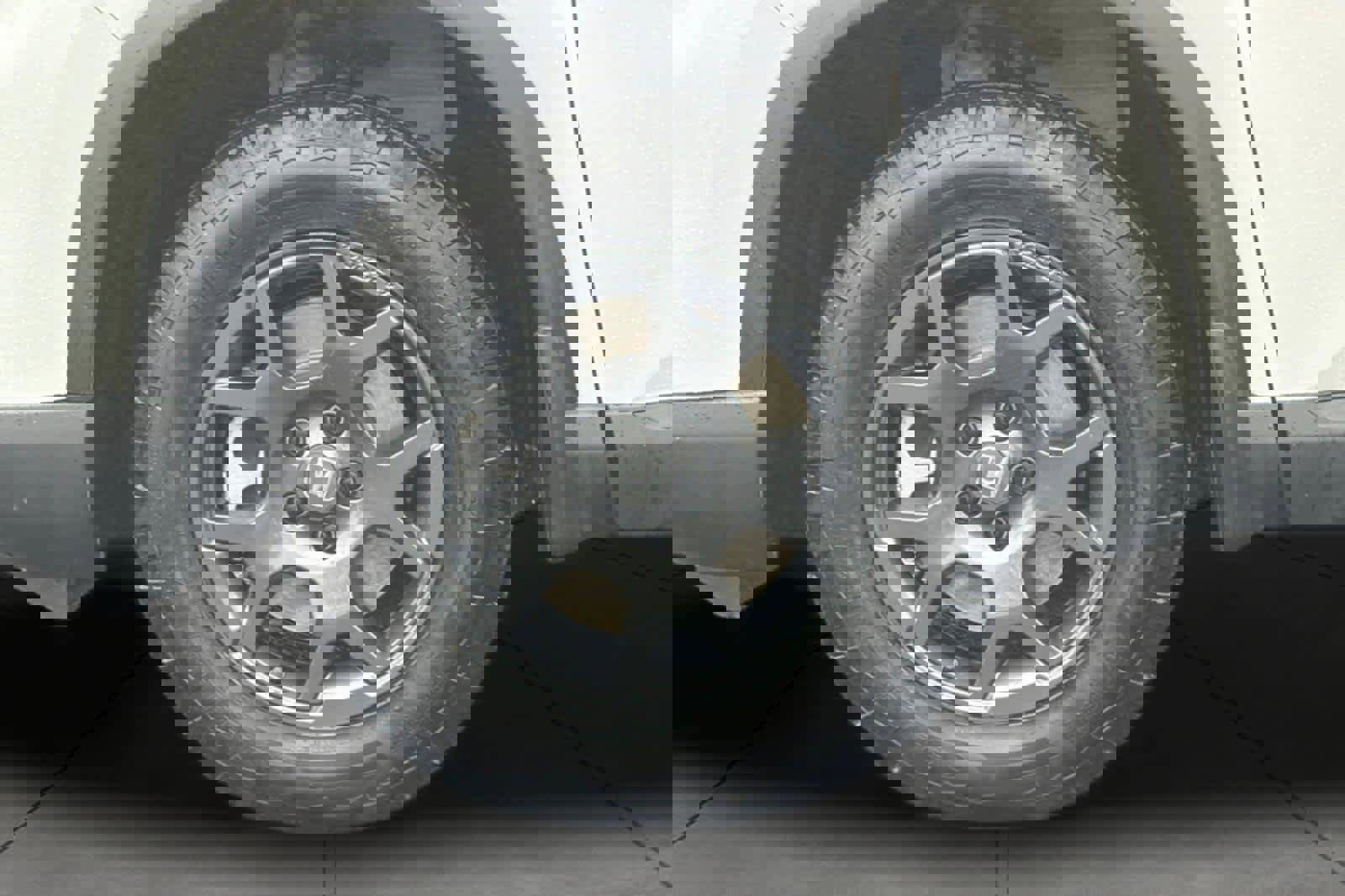 Used 2025 Honda Pilot TrailSport image 11