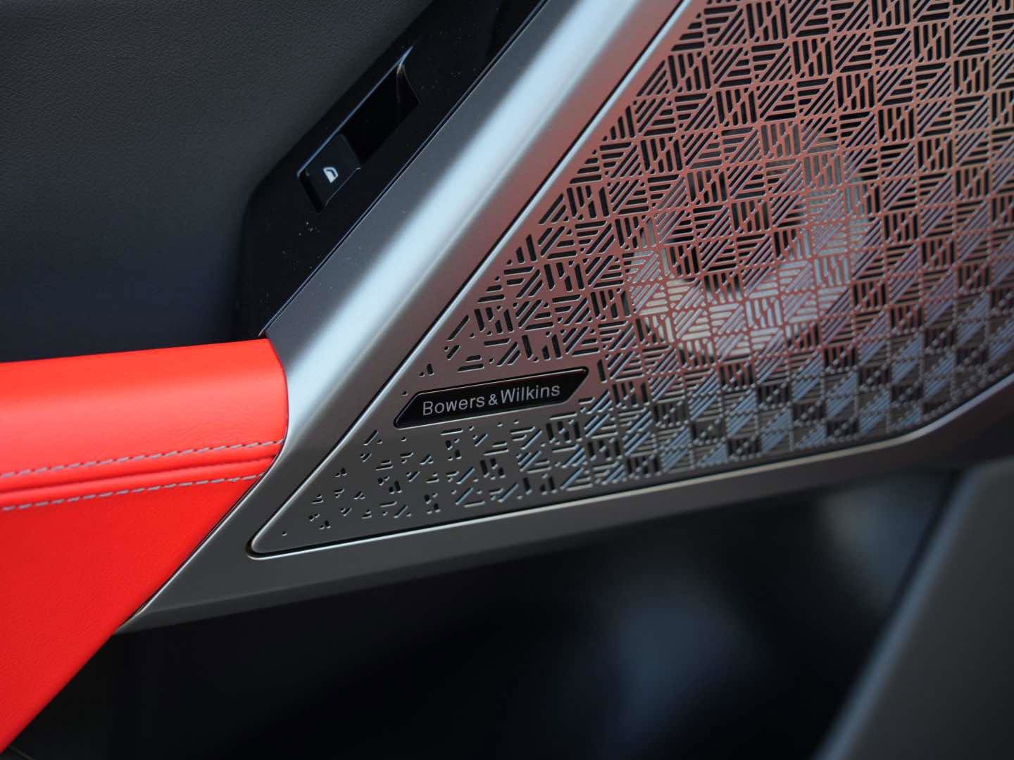 New 2026 BMW M5 AWD w/ Carbon Package image 10