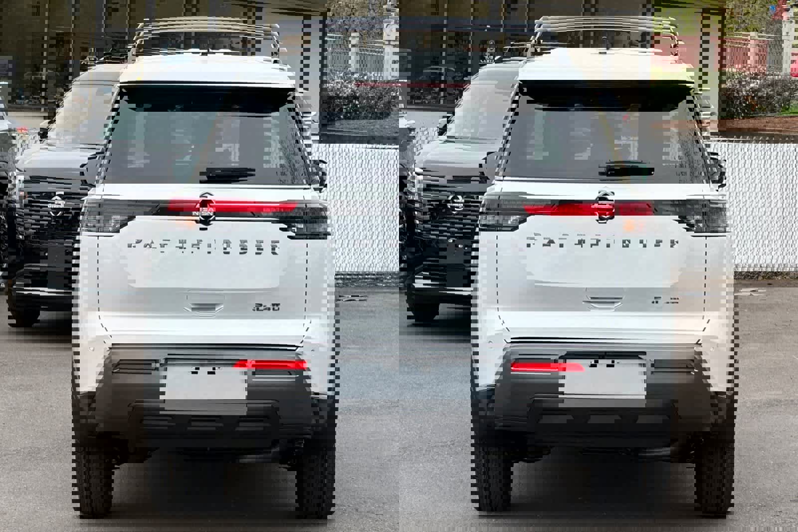 New 2026 Nissan Pathfinder SL image 7