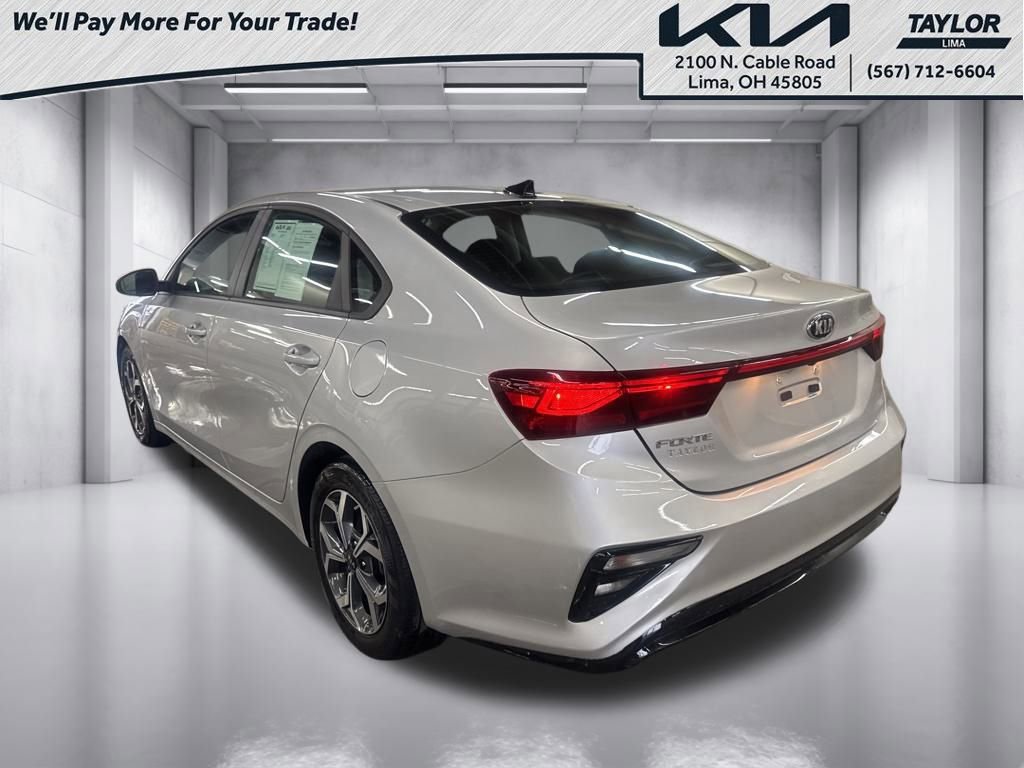 Used 2021 Kia Forte LXS image 7