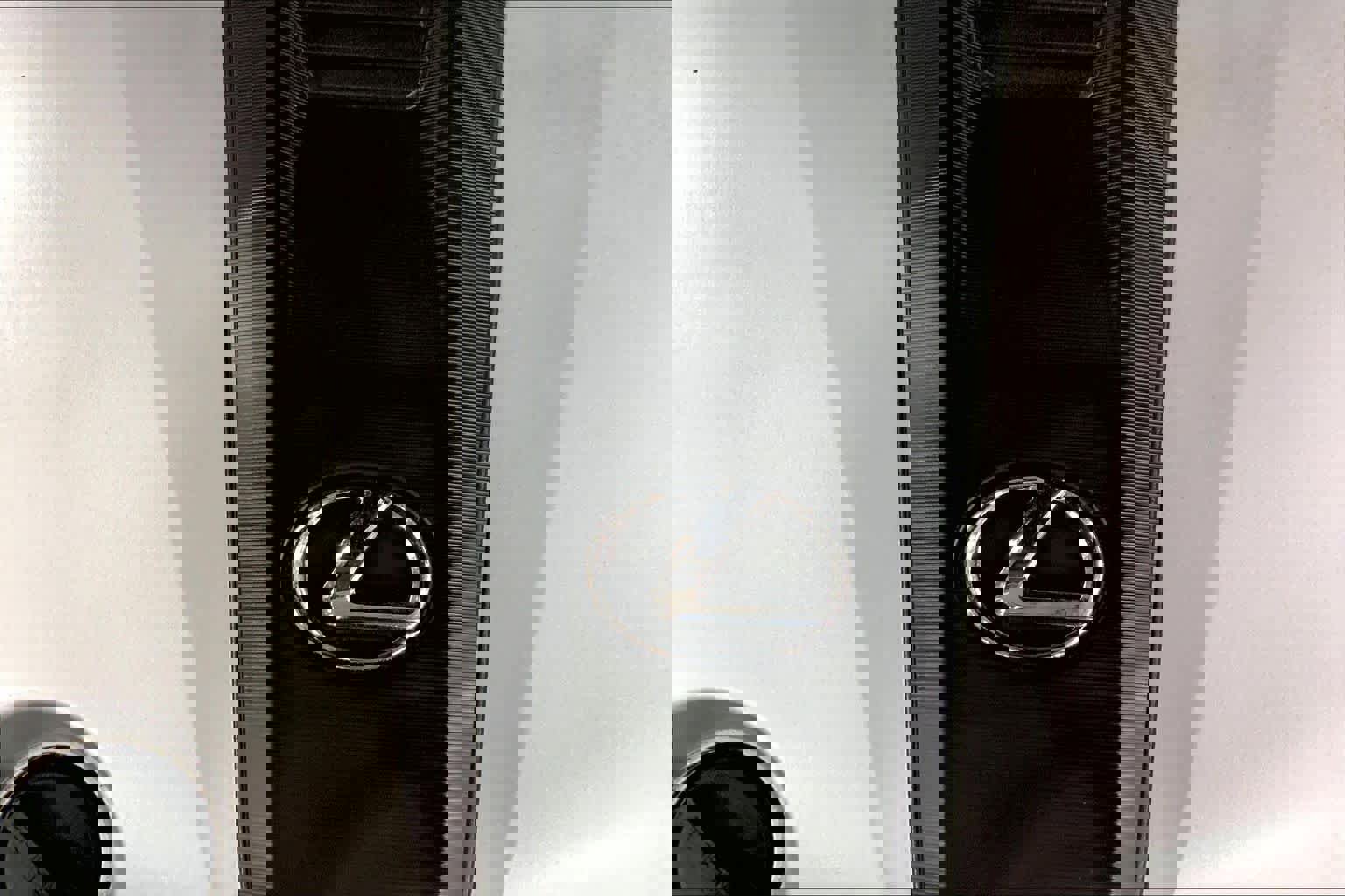 Used 2019 Lexus ES 350 w/ Accessory Package image 31