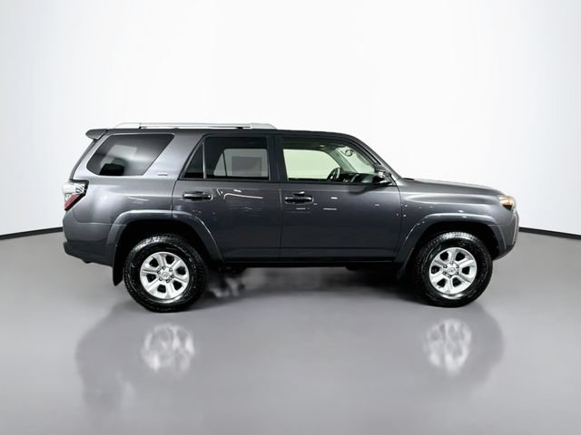 Used 2018 Toyota 4Runner SR5 Premium AWD/4WD image 9