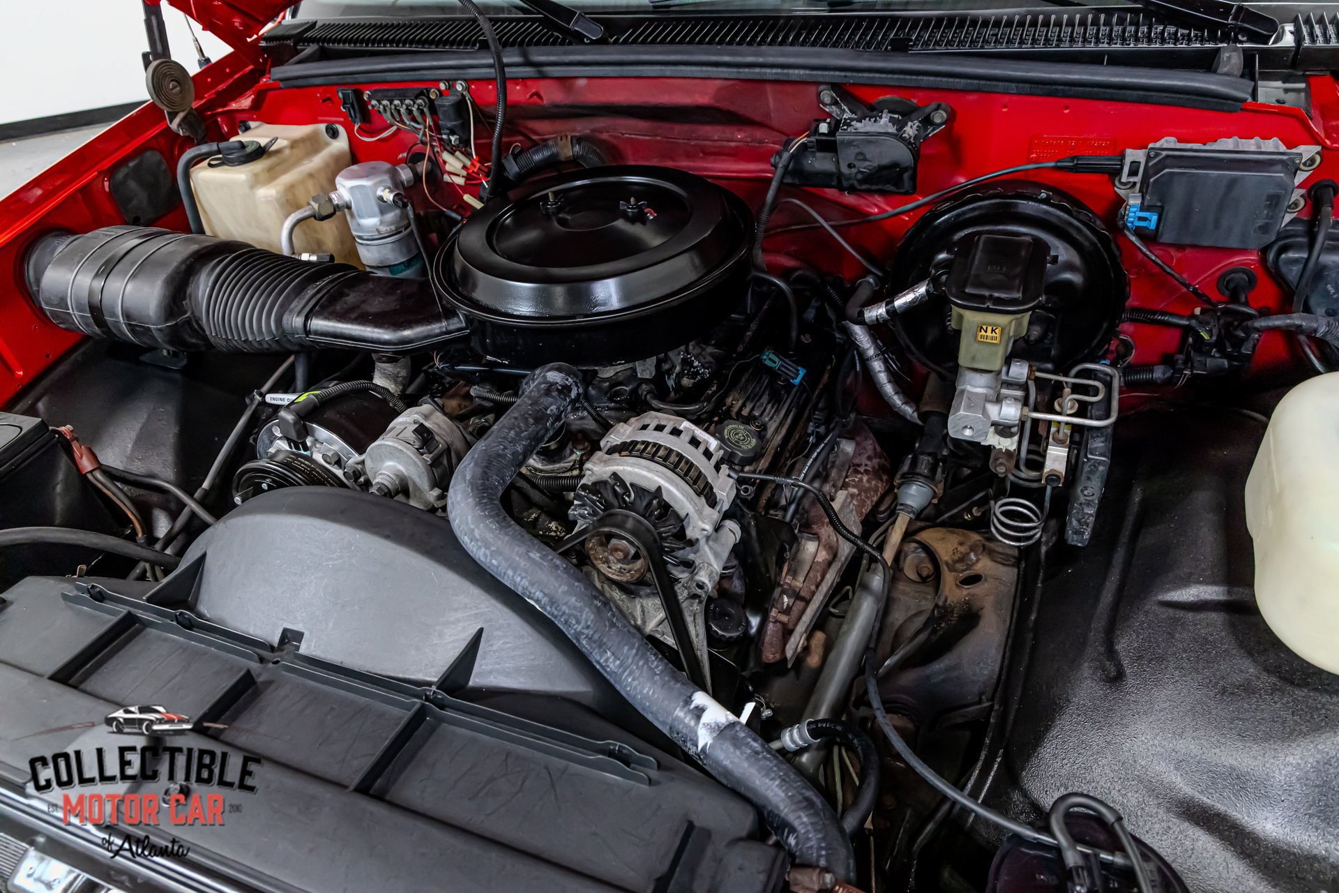 Used 1992 Chevrolet Silverado 1500 2WD Regular Cab image 91