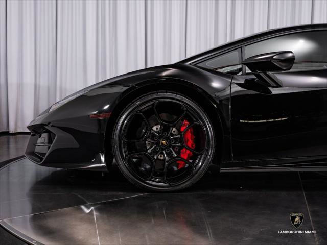 Used 2019 Lamborghini Huracan LP 580-2 RWD image 7
