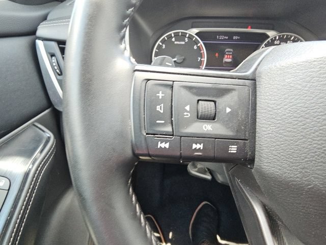 Used 2025 Nissan Rogue SV FWD image 31