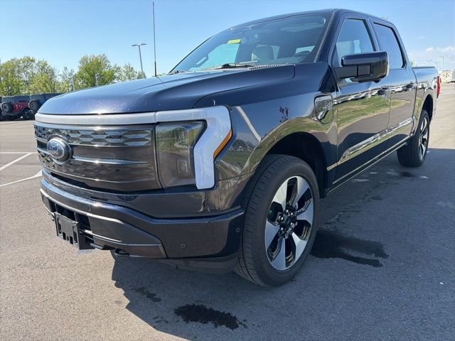 Used 2023 Ford F150 Lightning Platinum AWD/4WD image 2