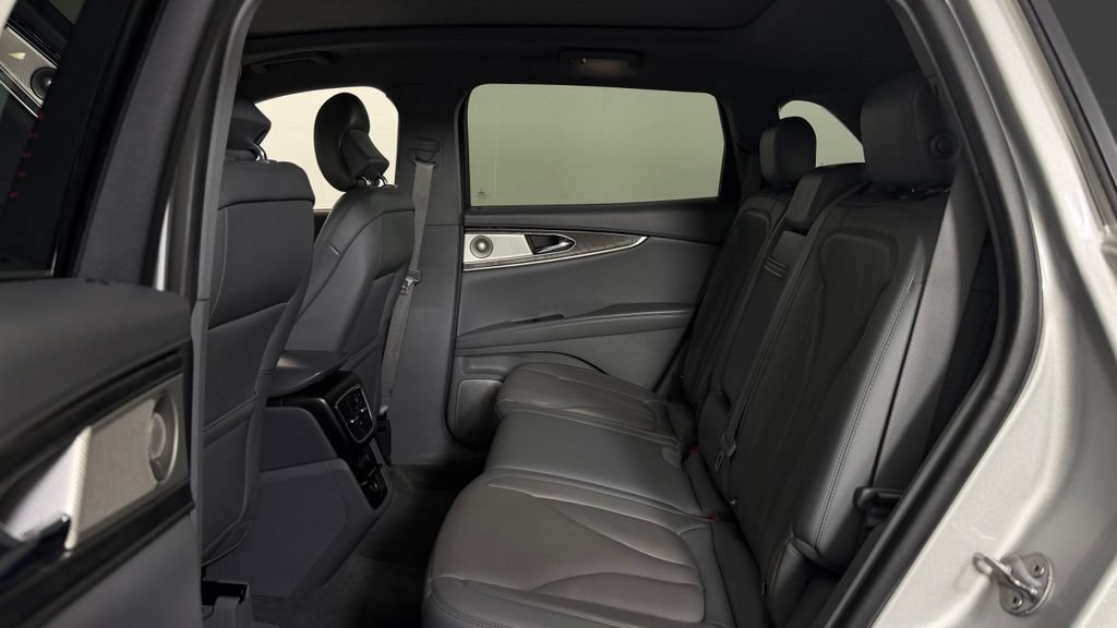 Used 2019 Lincoln Nautilus Reserve w/ Ultimate Package AWD/4WD image 28