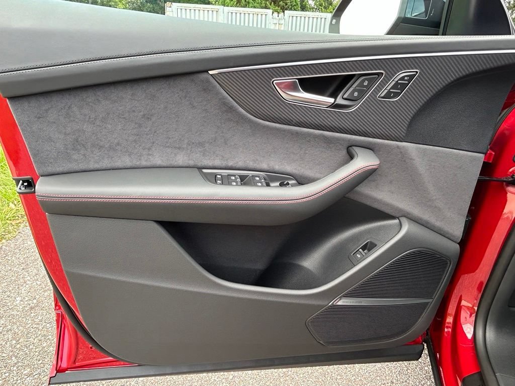 New 2026 Audi SQ8 Prestige AWD/4WD image 19
