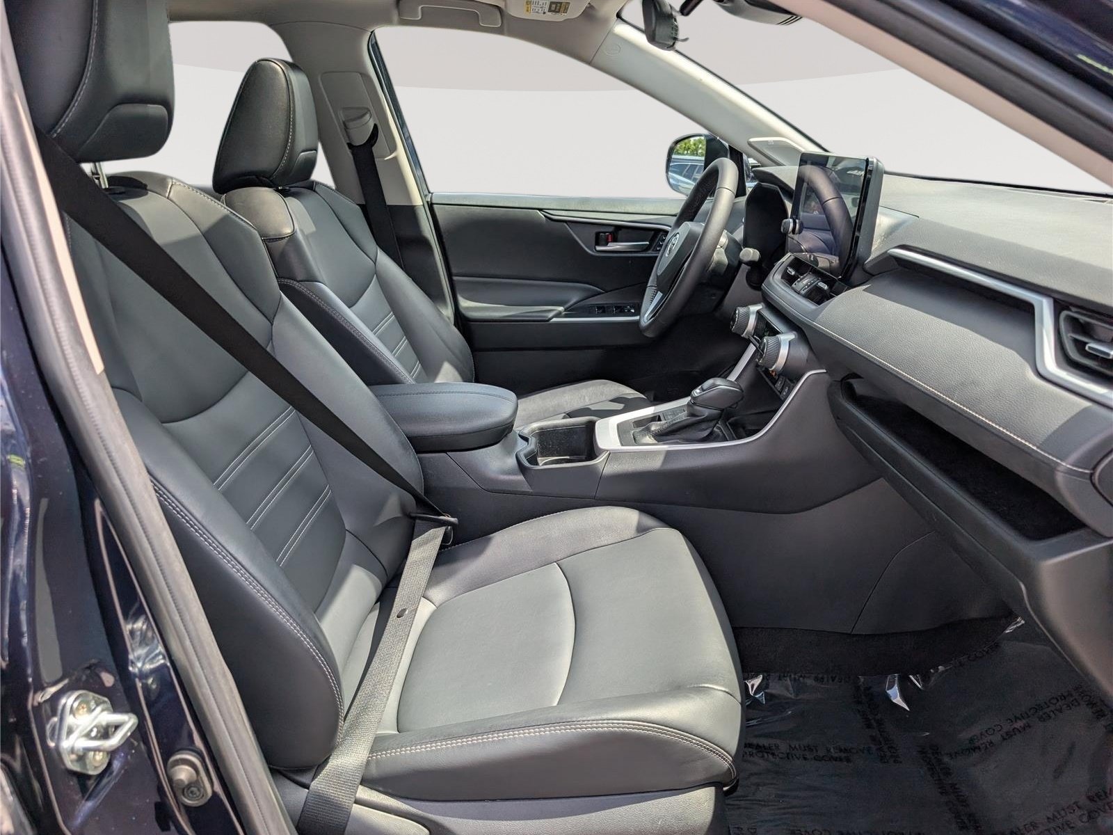 Used 2023 Toyota RAV4 XLE Premium AWD/4WD image 12