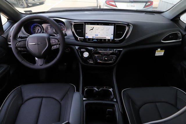New 2026 Chrysler Pacifica Limited w/ S Appearance Package image 22