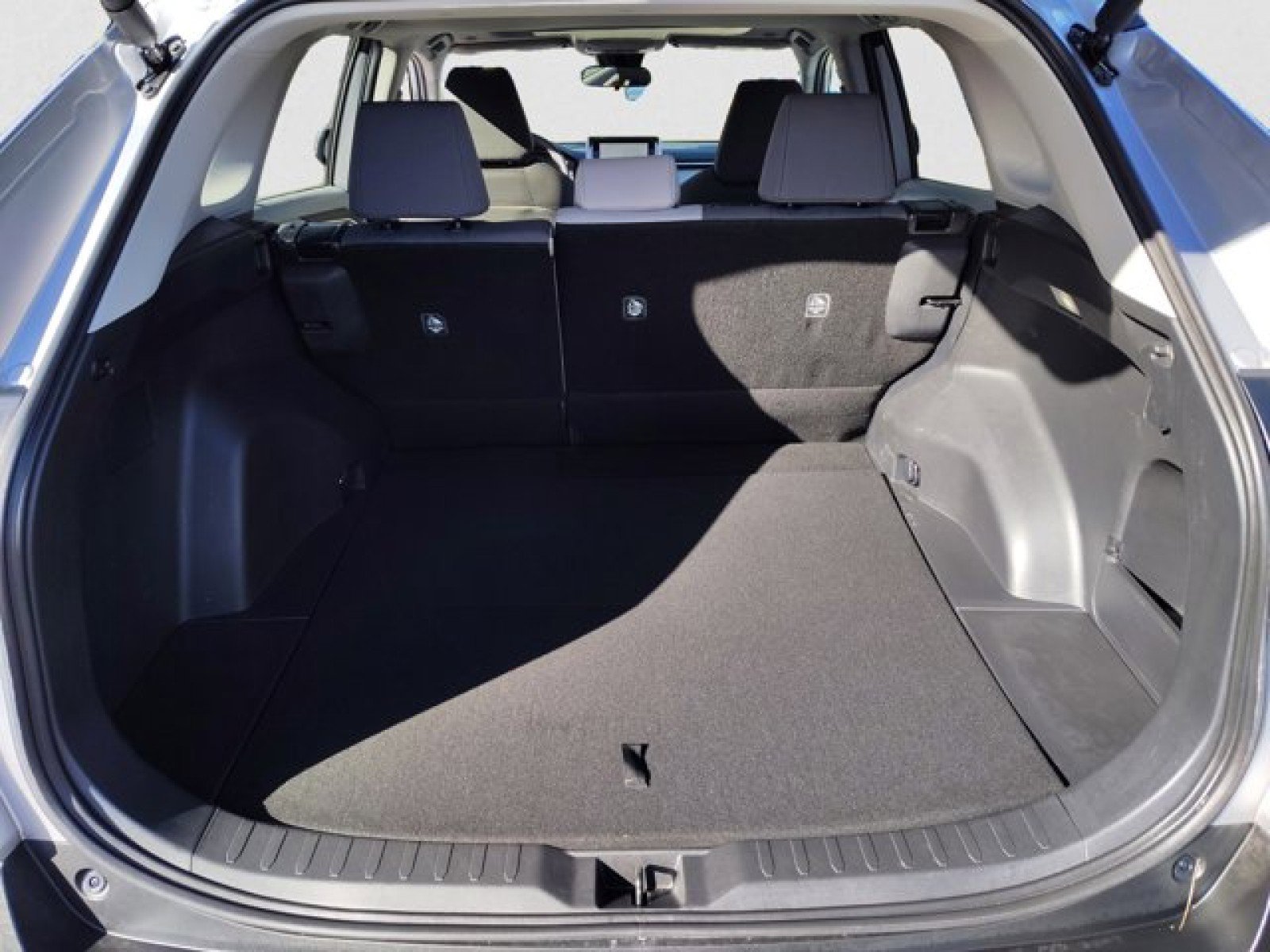 Used 2024 Toyota RAV4 XLE w/ Convenience Package image 19