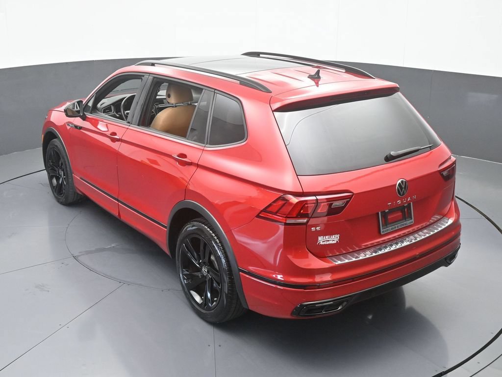 Used 2024 Volkswagen Tiguan SE R-Line FWD image 54