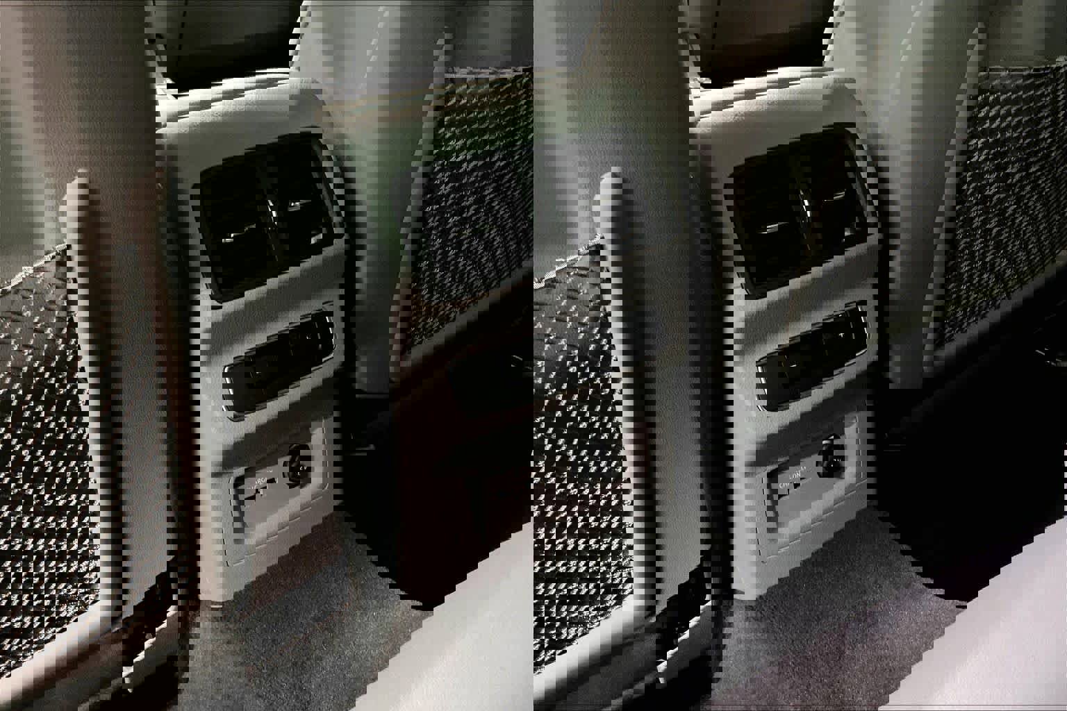 Certified 2025 Audi Q5 2.0T Premium w/ Convenience Plus Package image 37