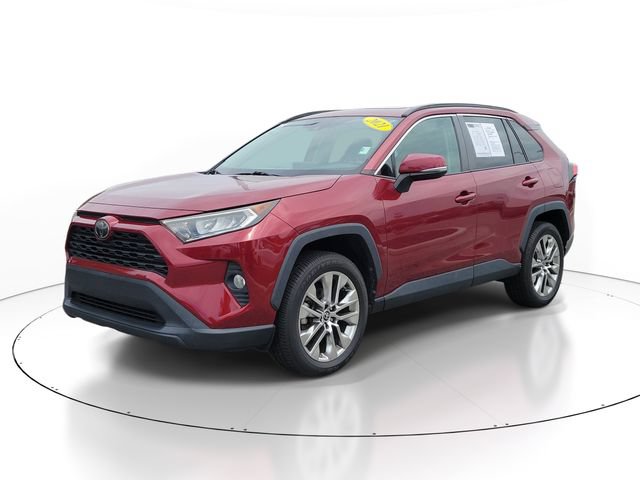 Used 2021 Toyota RAV4 XLE Premium FWD image 2