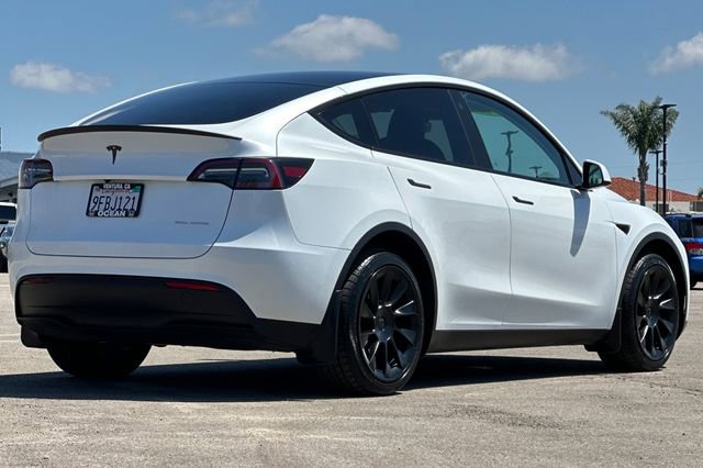Used 2023 Tesla Model Y Long Range AWD/4WD image 4