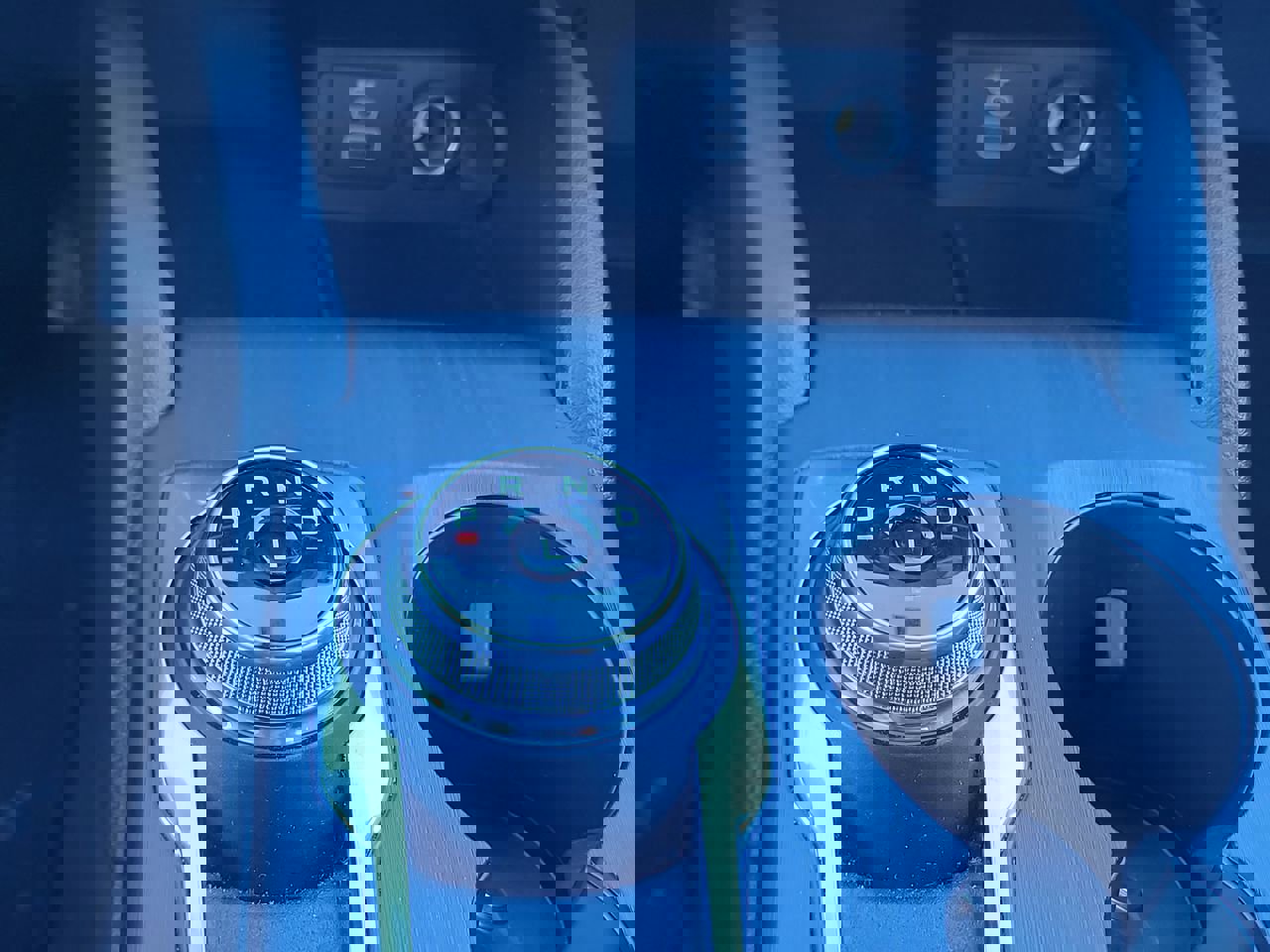 Used 2025 Ford Escape ST-Line image 17