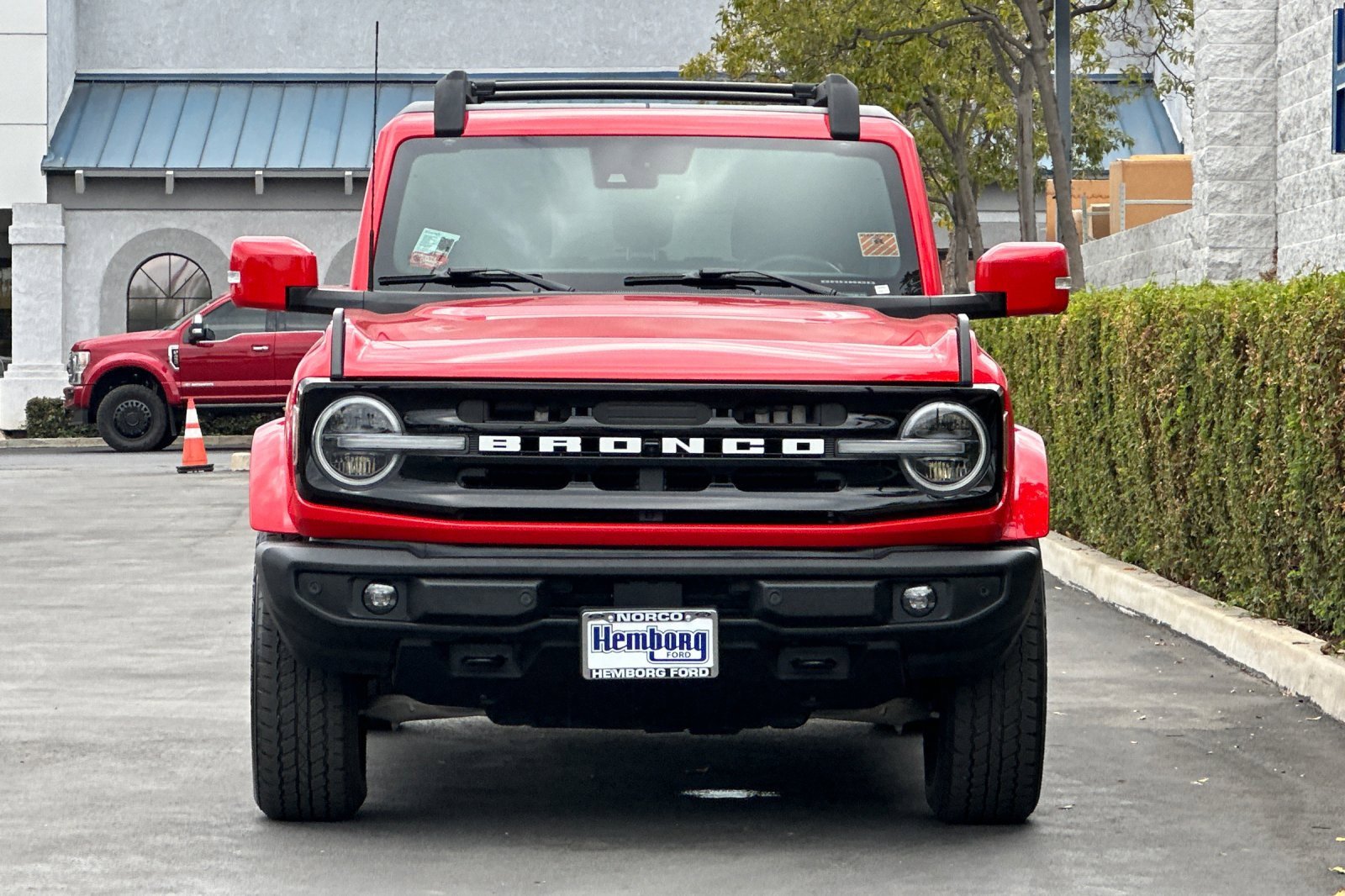 Used 2023 Ford Bronco Outer Banks image 9