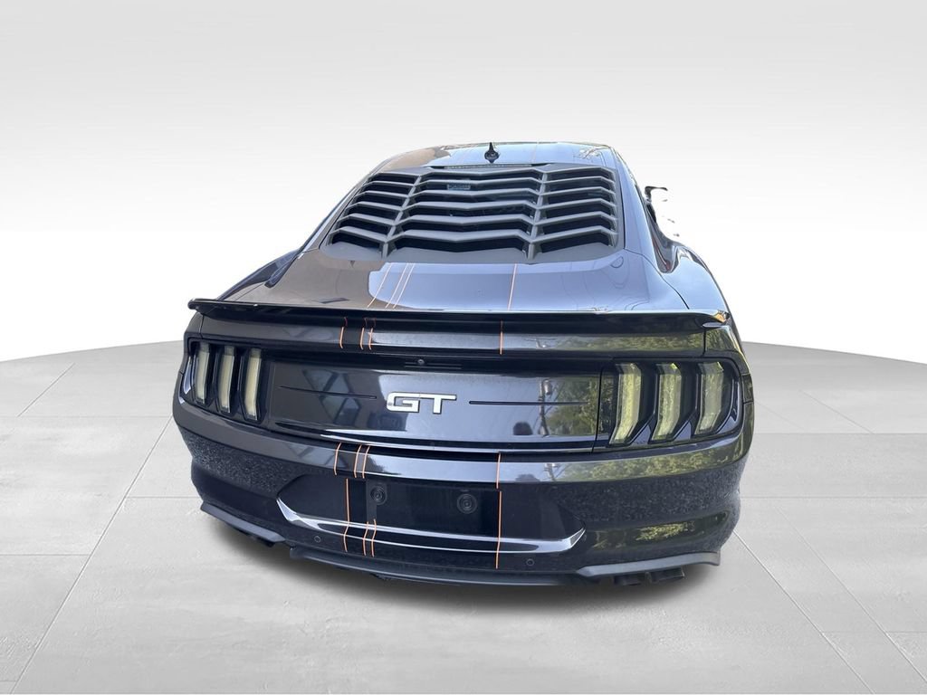 Used 2022 Ford Mustang GT Premium w/ GT Performance Package RWD image 8