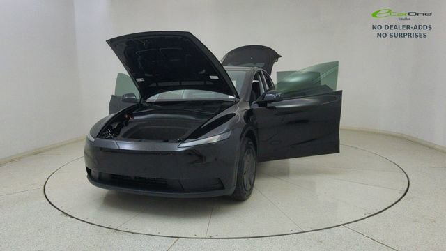 Used 2026 Tesla Model Y 2WD image 64