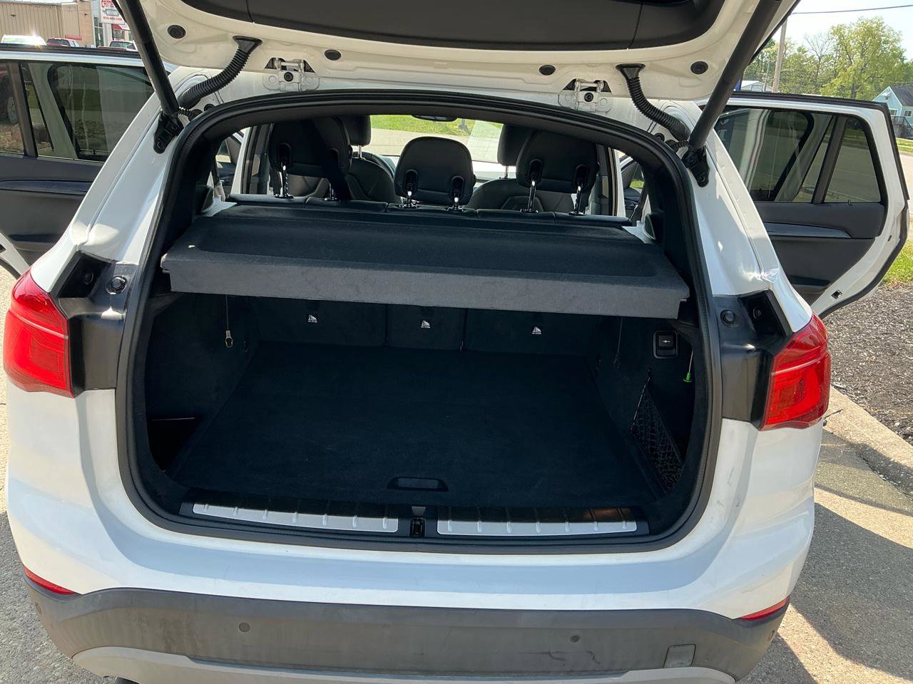Used 2016 BMW X1 xDrive28i AWD/4WD image 25