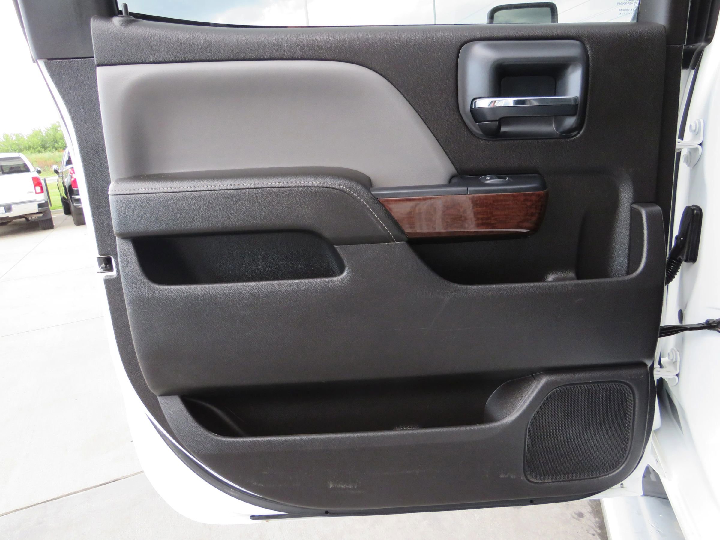 Used 2015 GMC Sierra 3500 SLT image 44