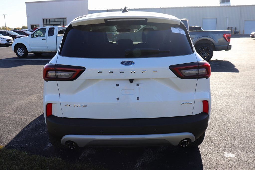 New 2026 Ford Escape Active image 10