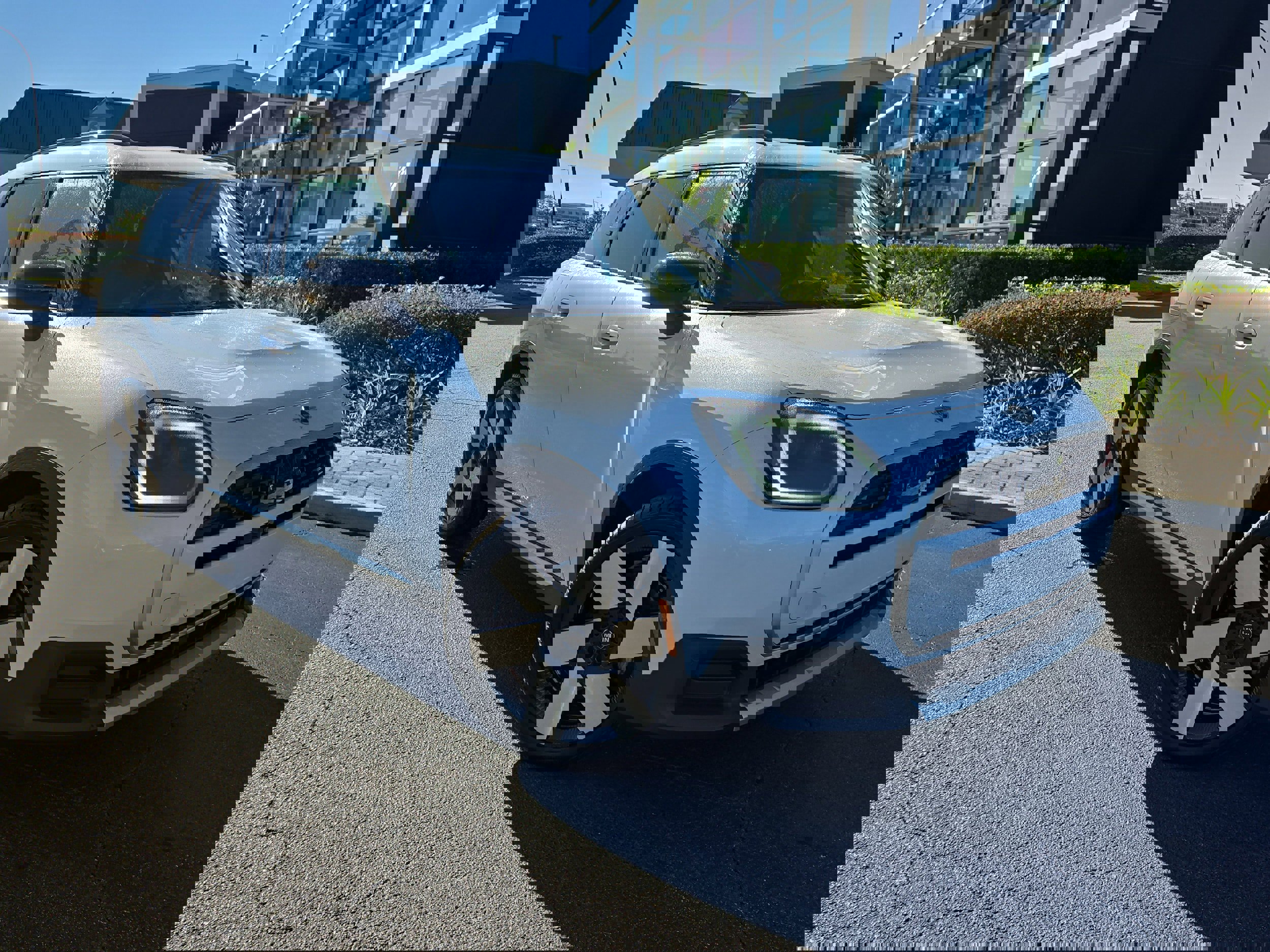 Certified 2025 MINI Cooper Countryman S w/ Comfort Package Max image 29