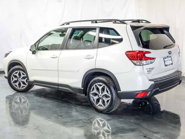 Used 2024 Subaru Forester Premium AWD/4WD image 9