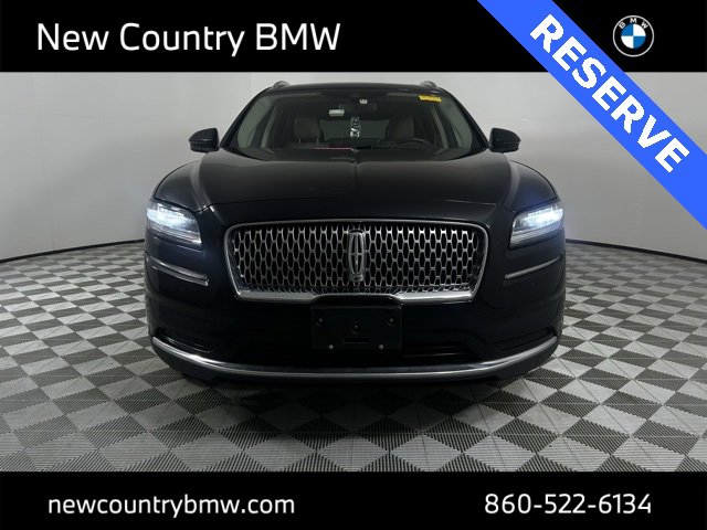 Used 2022 Lincoln Nautilus Reserve image 2