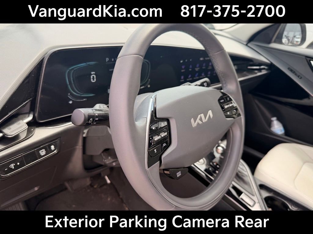 Certified 2024 Kia Niro EX image 14