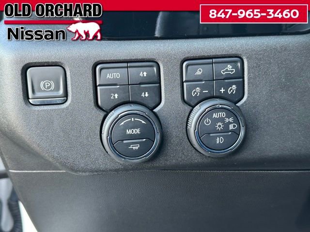 Used 2023 Chevrolet Silverado 1500 High Country image 14