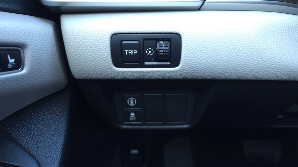 Used 2018 Honda Accord EX-L image 30